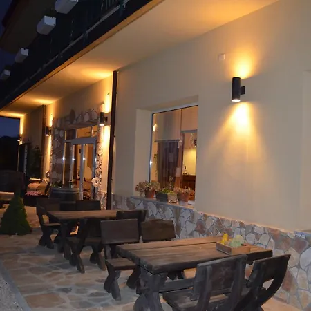 Bed and breakfast Della Mimosa Alia